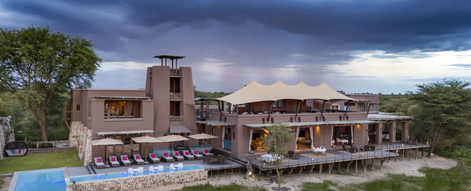 10-Night Namibia Fly-In & Self-Drive Safari